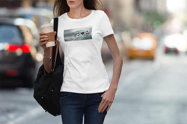 T-shirt femme coton bio Camel caravan on the sea